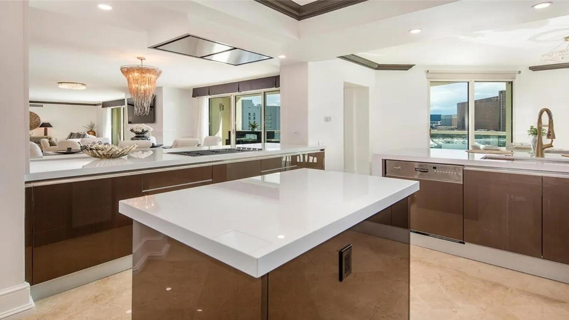 Stunning Four Bedroom Fully Professionally Remodeled Apartment Las Vegas Exteriér fotografie