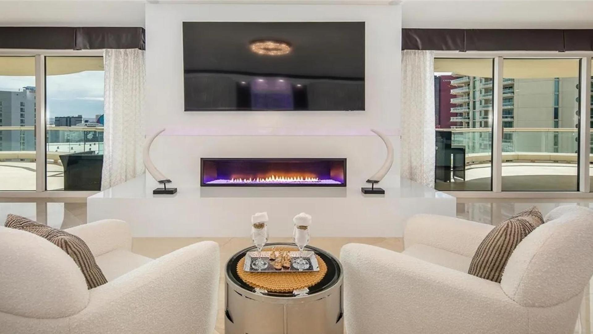 Stunning Four Bedroom Fully Professionally Remodeled Apartment Las Vegas Exteriér fotografie