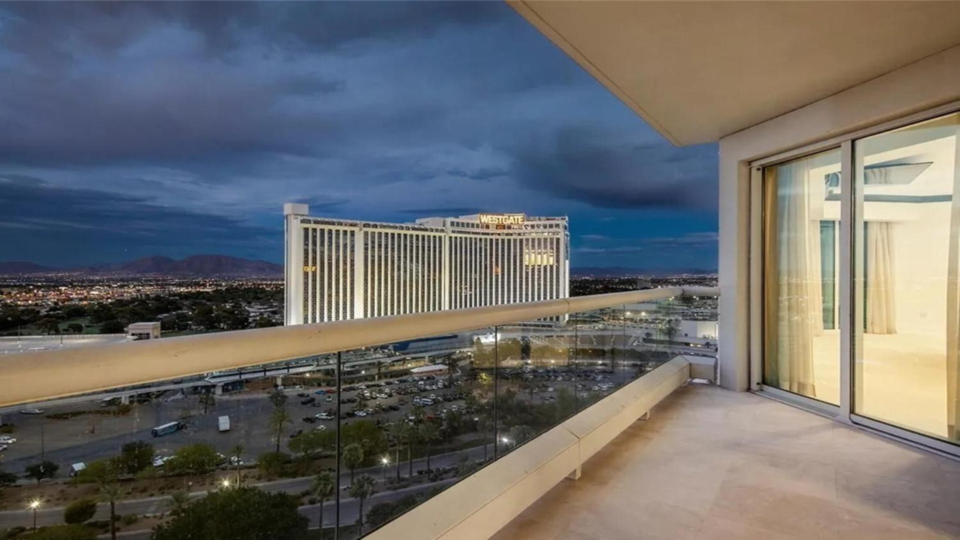 Stunning Four Bedroom Fully Professionally Remodeled Apartment Las Vegas Exteriér fotografie